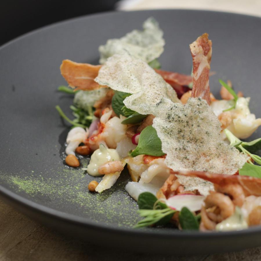 Boutique Hotel Texel De Cocksdorp  Eksteriør bilde A seafood salad